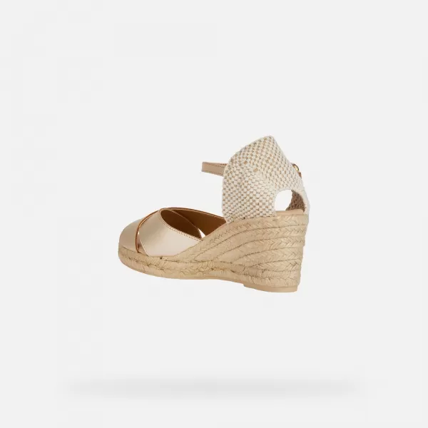  Sandale de dama GEOX GELSA LOW DE AUR 
