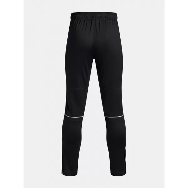  Pantaloni sport pentru băieți UNDER ARMOUR UA B CHALLENGER TRAINING P 6004081-001 NEGRU 