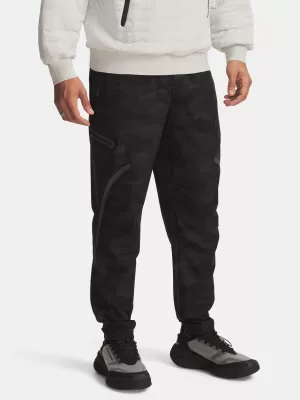 Pantaloni sport pentru bărbați UNDER ARMOUR UA UNSTOPPABLE CARGO PANT 1390256-003 NEGRU