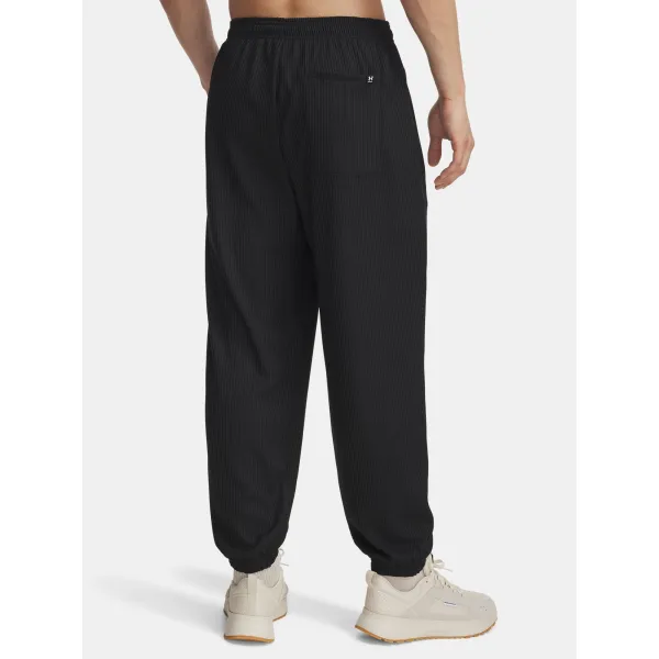  Pantaloni de trening pentru bărbați UNDER ARMOUR UA RIVAL WAFFLE JOGGER 1385932-001 NEGRU 