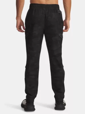 Pantaloni sport pentru bărbați UNDER ARMOUR UA UNSTOPPABLE CARGO PANT 1390256-003 NEGRU