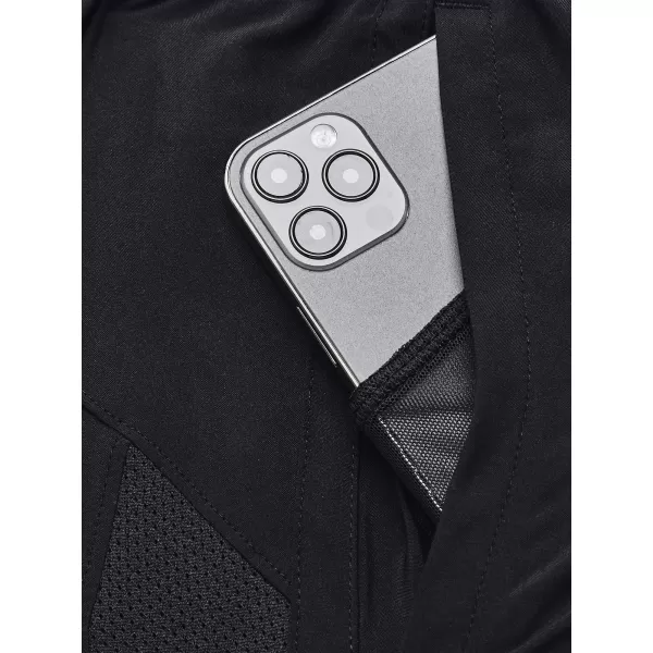  Pantaloni scurți pentru bărbați UNDER ARMOUR UA LAUNCH 7'' UNLINED SHORTS 1382622-001 NEGRU 