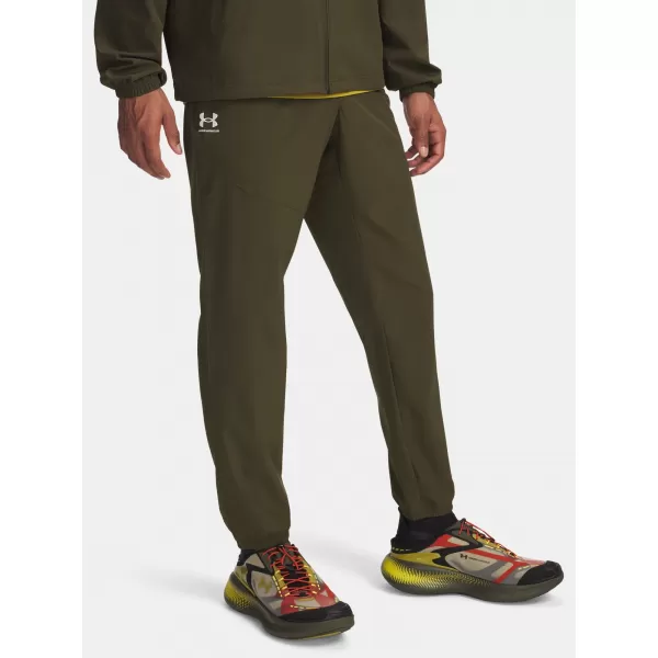  Pantaloni de trening pentru bărbați UNDER ARMOUR UA VIBE WOVEN JOGGER 1386557-308 VERDE 