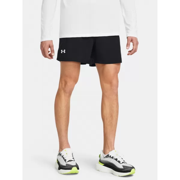  Pantaloni scurți pentru bărbați UNDER ARMOUR UA LAUNCH 5'' SHORTS 1382617-001 NEGRU 