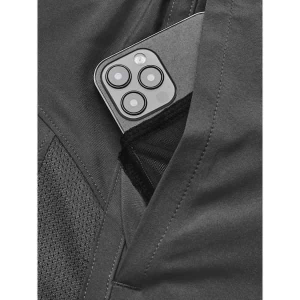  Pantaloni scurți pentru bărbați UNDER ARMOUR UA LAUNCH 7'' SHORTS 1382620-025 GRI 