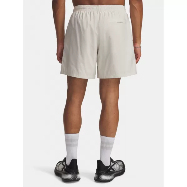  Pantaloni scurți pentru bărbați UNDER ARMOUR UA ICON VOLLEY SHORT 1377191-110 ALB 