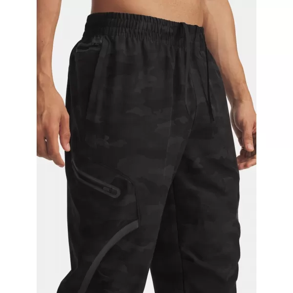  Pantaloni sport pentru bărbați UNDER ARMOUR UA UNSTOPPABLE CARGO PANT 1390256-003 NEGRU 
