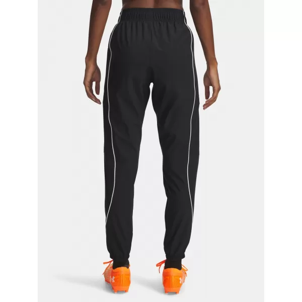  Pantaloni sport de damă UNDER ARMOUR UA W CHALLENGER WARMUP PANTS 6004076-001 NEGRU 
