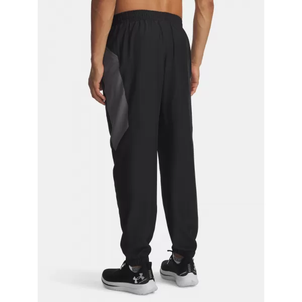  Pantaloni sport pentru bărbați UNDER ARMOUR 6011268-001 NEGRU 