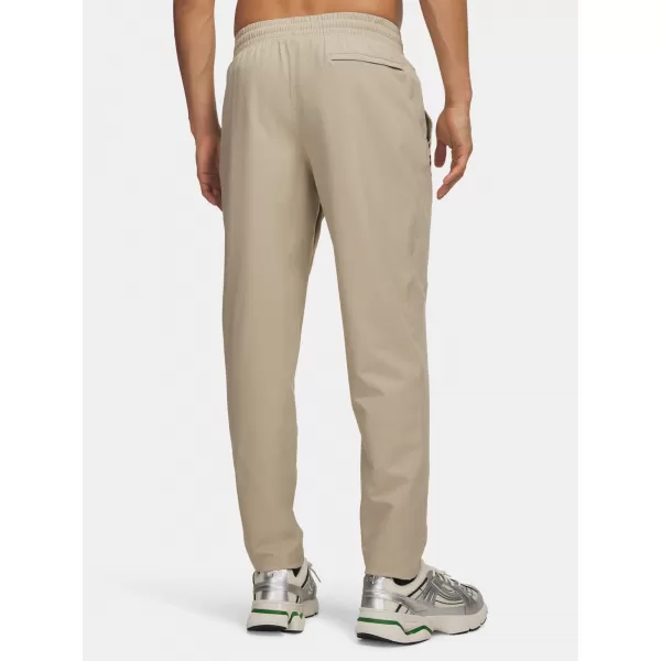  Pantaloni sport pentru bărbați UNDER ARMOUR UA UNSTOPPABLE TAPERED PANTS MARO 