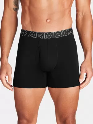 Pantaloni scurți pentru bărbați UNDER ARMOUR M PERF COTTON 6IN 1383889-001 NEGRU