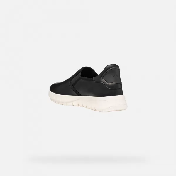  Adidași de damă GEOX FLEXTRIDE PLUS G012973 NEGRU 