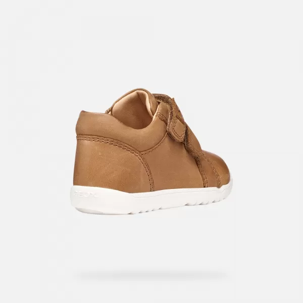  Adidași pentru băieți GEOX MACCHIA B254NB000CLC6627 MARO DESCHIS 