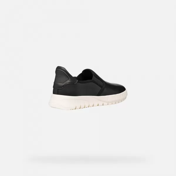  Adidași de damă GEOX FLEXTRIDE PLUS G012973 NEGRU 
