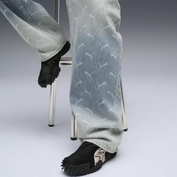  Pantaloni pentru bărbați PUMA ROCKY LASER MONOGRAM DENIM 633428-01 DENIM DECOLORAT/AOP 