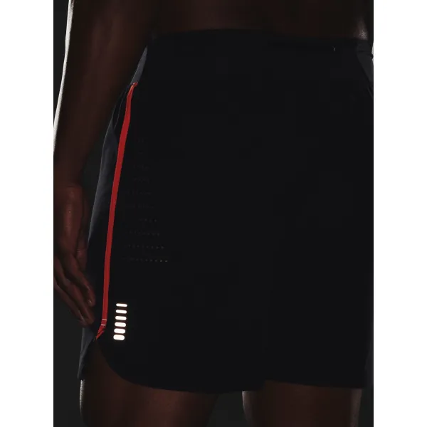  Pantaloni scurți pentru bărbați UNDER ARMOUR SPEEDPOCKET 7'' SHORT NEGRU 