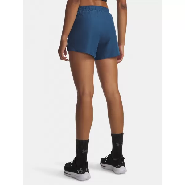  Pantaloni scurți de damă UNDER ARMOUR UA FLY BY 3'' SHORTS 1382438-498 ALBASTRU 
