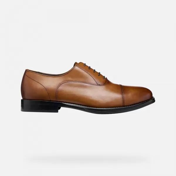 Pantofi rochie pentru bărbați GEOX BARBERIGO G014410 MARO 