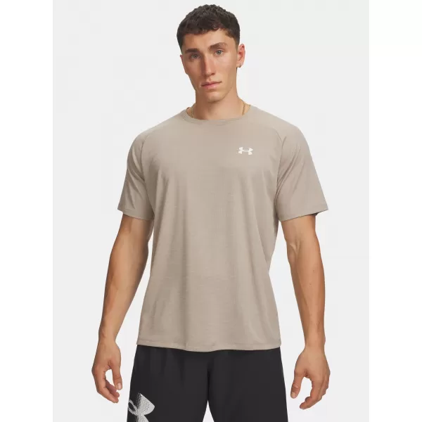  Tricou pentru bărbați UNDER ARMOUR UA TECH TEXTURED SS 1382796-203 MARO 