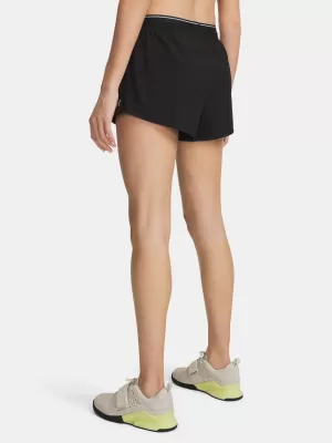 Pantaloni scurți de damă UNDER ARMOUR VANISH WOVEN 3IN SHORTS 6009965-008 NEGRU