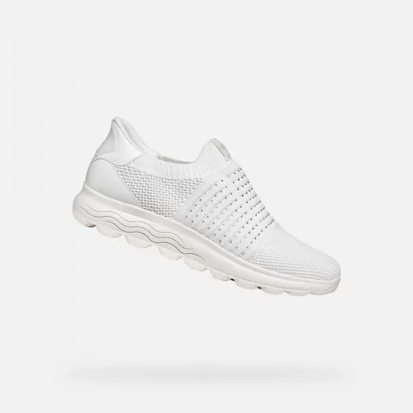  Adidași de damă GEOX SPHERICA PLUS G012962 ALB 