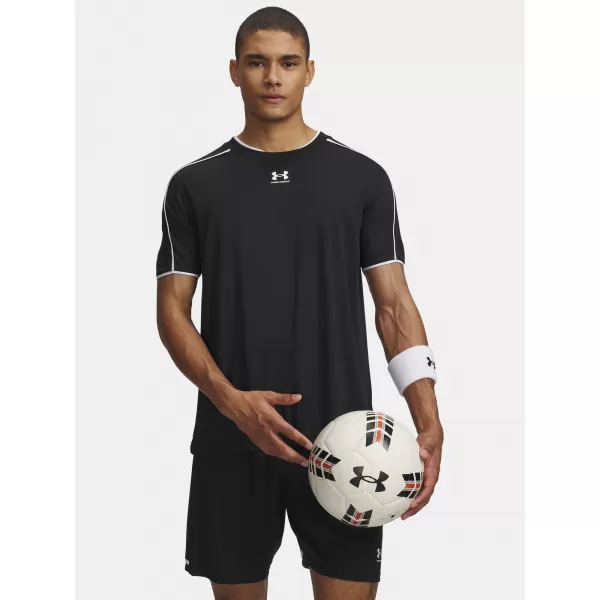  Tricou pentru bărbați UNDER ARMOUR M CHALLENGER TRAIN SS 6009875-001 NEGRU 