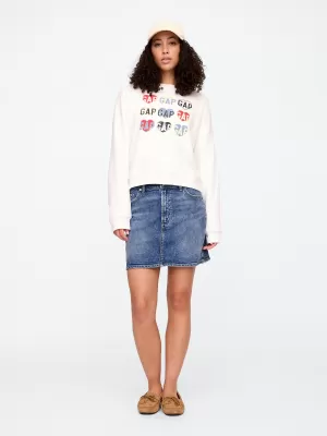Hanorac de dama GAP HERITAGE LOGO WEDGE NECK SWEATSHIRT 744527-00 GRAFIC INIMA ALBĂ