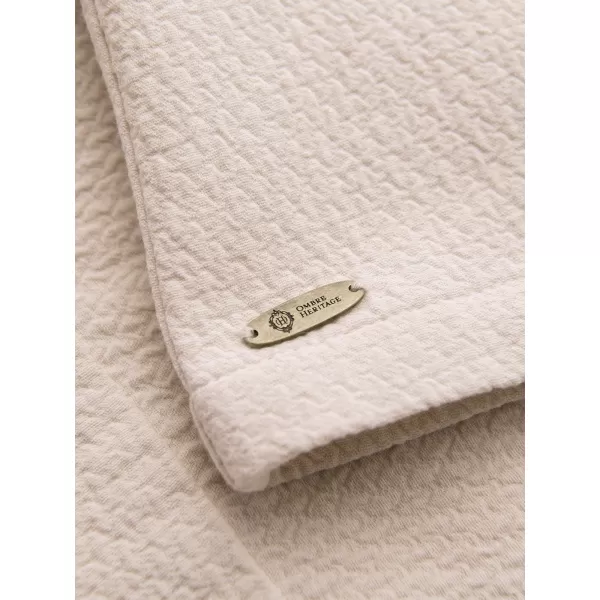  Cămașă pentru bărbați OMBRE OM-SHSS-0220 APROAPE ALB 