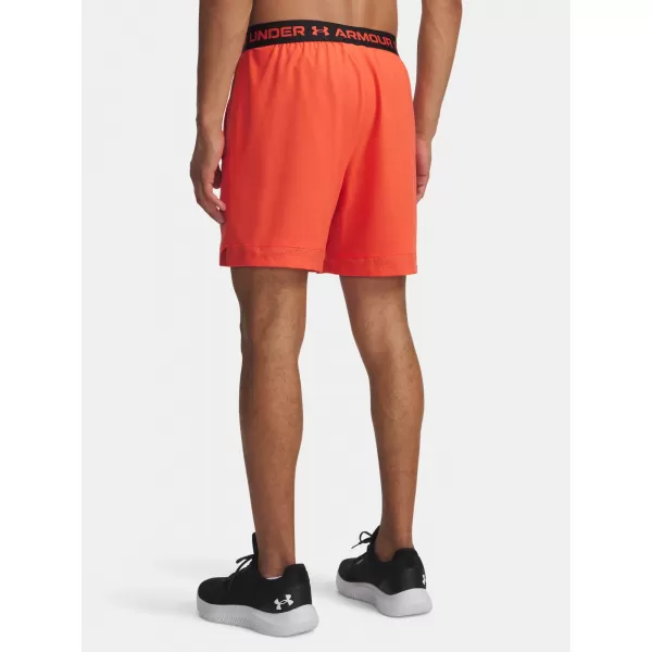  Pantaloni scurți pentru bărbați UNDER ARMOUR VANISH WOVEN 6IN SHORTS 1373718-690 ROŞU 
