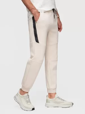 Pantaloni de trening pentru bărbați OMBRE P1520 NISIP