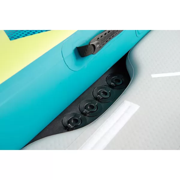  Caiac AQUA MARINA STEAM 412 NEDETERMINAT 