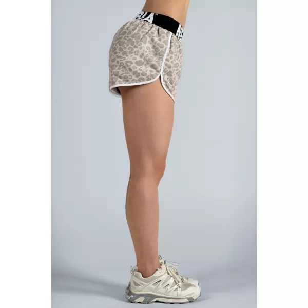  Pantaloni scurți de antrenament cu imprimeu leopard NEBBIA PRIMAL 855 LEOPARD CREM 