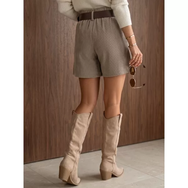  Pantaloni scurți de damă DSTREET SY0588 BEJ 
