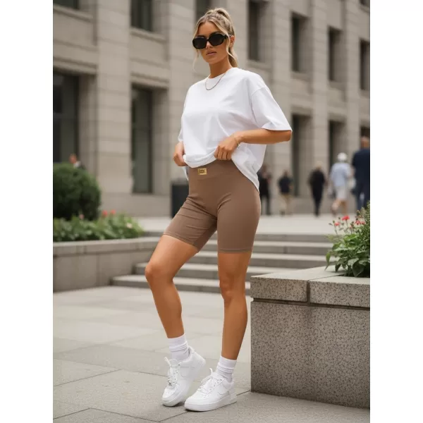  Pantaloni scurți de damă DSTREET SY0558 CARAMEL 
