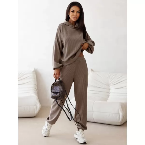  Set pentru femei DSTREET AY1250 FANGO 