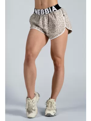 Pantaloni scurți de antrenament cu imprimeu leopard NEBBIA PRIMAL 855 LEOPARD CREM