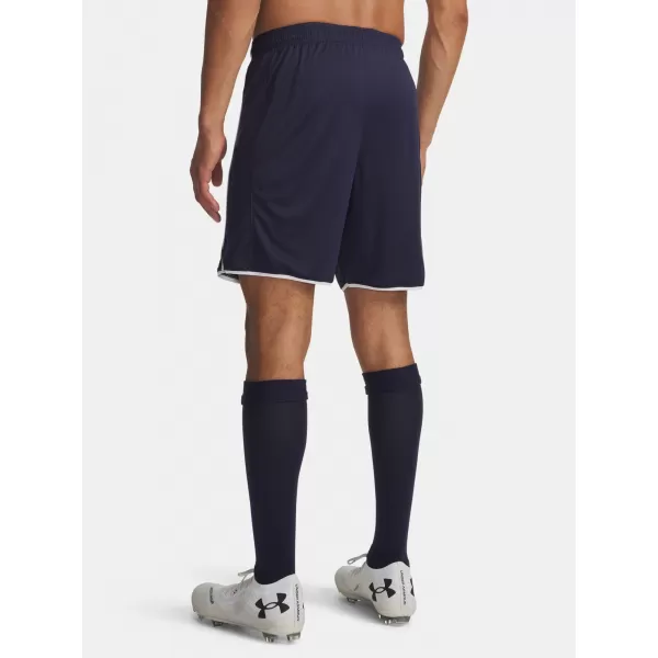  Pantaloni scurți pentru bărbați UNDER ARMOUR M CHALLENGER TRAIN SHORT 6009896-410 ALBASTRU 