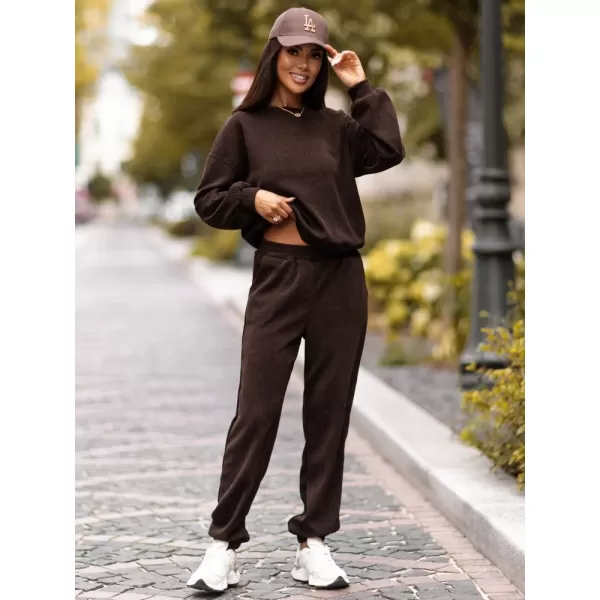  Set pentru femei DSTREET AY1215 MARO 