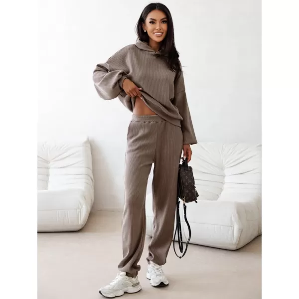 Set pentru femei DSTREET AY1250 FANGO 