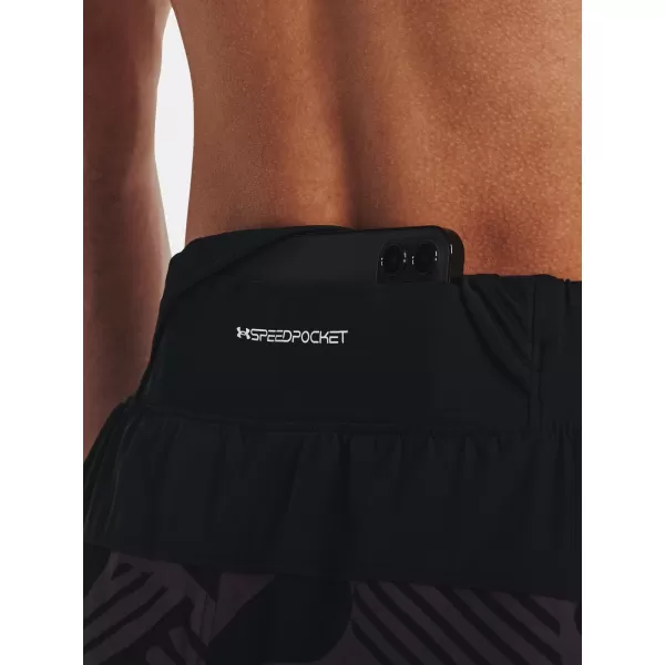  Pantaloni scurți pentru bărbați UNDER ARMOUR WE RUN IN PEACE SHORT 1377048-001 NEGRU 