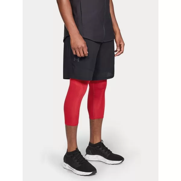  Pantaloni scurți pentru bărbați UNDER ARMOUR VANISH WOVEN SHORT 1328654-001 NEGRU 