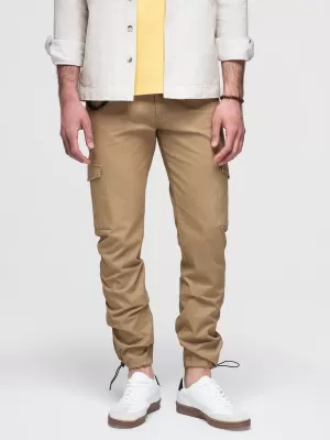 Pantaloni pentru bărbați OMBRE P1526 MARO DESCHIS