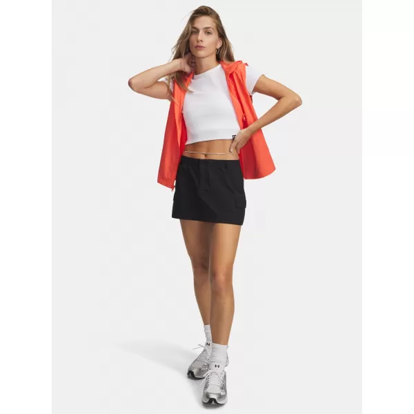  Pantaloni scurți de damă UNDER ARMOUR UNSTOPPABLE UTILITY SKIRT 6009725-008 NEGRU 