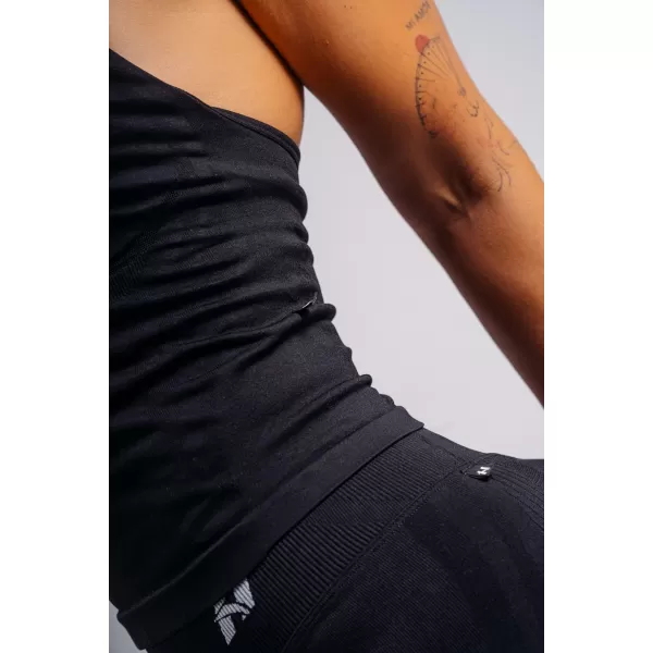  Top cu halter cu sutien încorporat NEBBIA PRIMAL 863 NEGRU 
