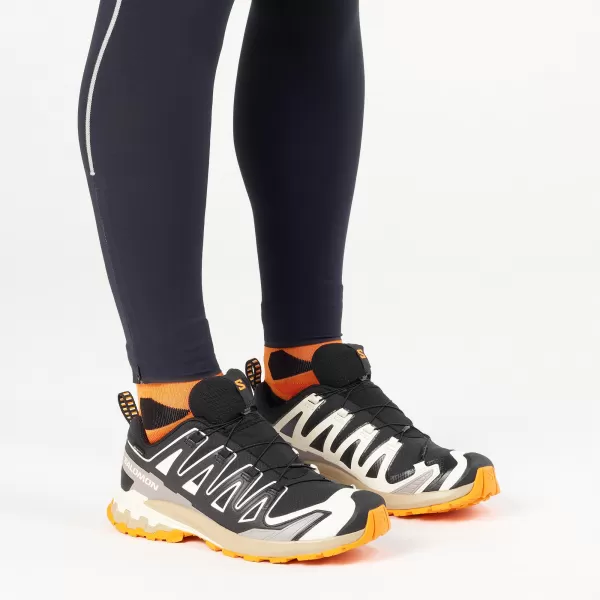  Pantofi pentru bărbați SALOMON XA PRO 3D V9 GORE-TEX L47881900 GHEAȚĂ NEAGRĂ/VANILIE/TURMERIC 