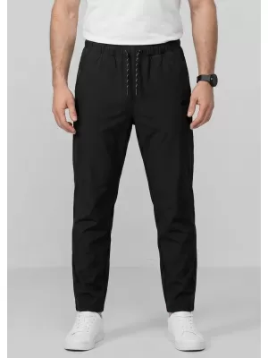 Pantaloni pentru bărbați 4F WMM00TTROM1675 NEGRU ADÂNC