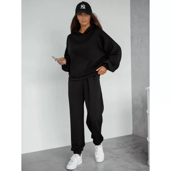  Set pentru femei DSTREET AY1213 NEGRU 