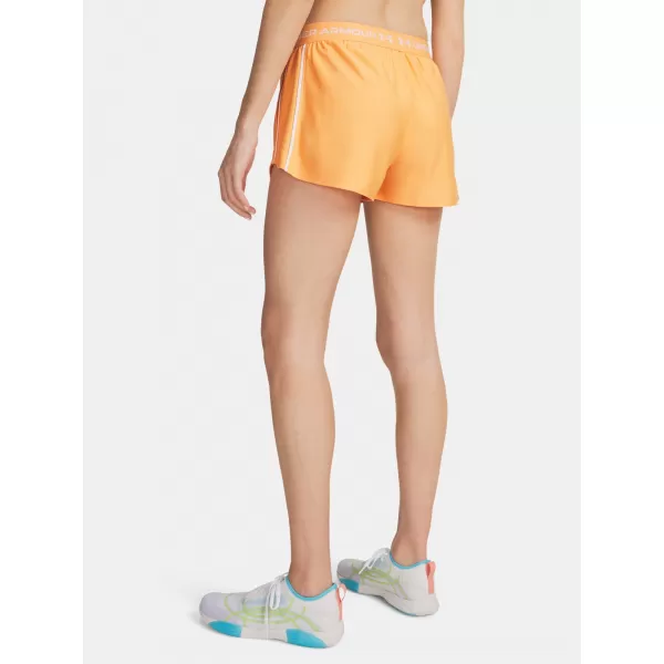  Pantaloni scurți de damă UNDER ARMOUR TECH PLAY UP SHORTS 1389882-870 PORTOCALE 