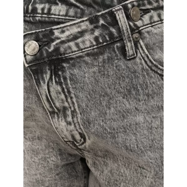  Pantaloni scurți de damă DSTREET SY0523 GRI DESCHIS 