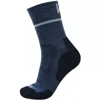 Albastru